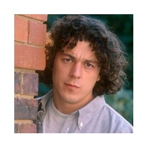 Chomping on a Tramp's Ear With Alan Davies