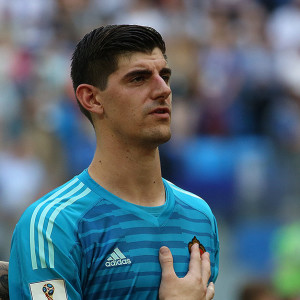 S01A2 Courtois doet een ”Japanneke”