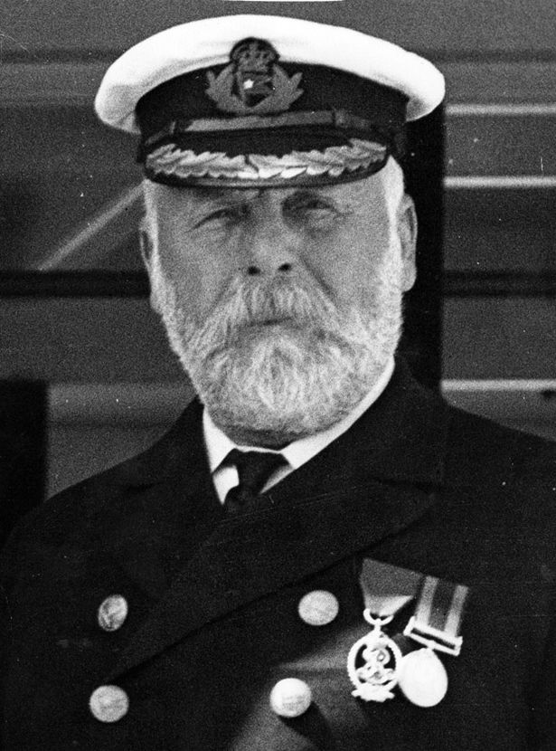 S04E09: Captain Edward J. Smith, RMS Titanic