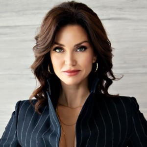 Elena Cardone, ”Discipline is not Motivation”,Keynote Speaker at the 10X Growth Conference, Bestselling author shares her story on Global Luxury Real Estate Mastermind with Michael Valdes Podcast #209