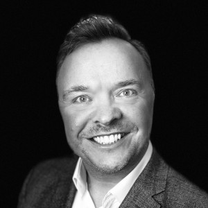 David Russell, ”Everything in moderation, including moderation”, Chief Marketing Officer of Chestertons shares his story on Global Luxury Real Estate Mastermind with Michael Valdes Podcast #178