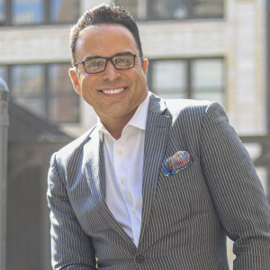 Michael Valdes, “5 Steps To a Deal”, Host of The Global Luxury Real Estate Mastermind & President, eXp Global at eXp Realty shares his expertise on Global Luxury Real Estate Mastermind Podcast #222