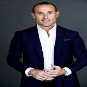 ”Top Talent Agent to Top Real Estate Agent: Eric Lavey runs Los Angeles” on Global Luxury Real Estate Mastermind with Michael Valdes Podcast #112