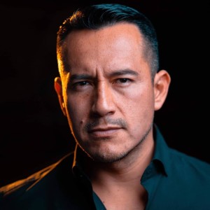 Raul Villacis, ”Learn the code to build your kingdom”, Author, Motivational Speaker & Founder at The Next Level Experience on Global Luxury Real Estate Mastermind with Michael Valdes Podcast #223