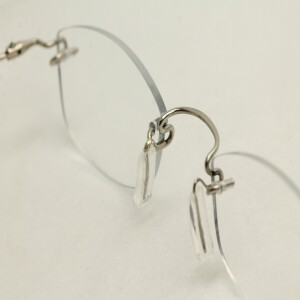 Why Choose Eyeglass Repair USA for Rimless Frame Repair?