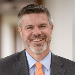 The ExecMBA Podcast #176: The Business of a Sustainable Future | A Conversation with Professor Mike Lenox