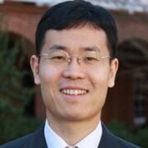 Experience Darden, Episode 45: An Interview with Ed Yu, Senior Director for Investment Banking Careers 