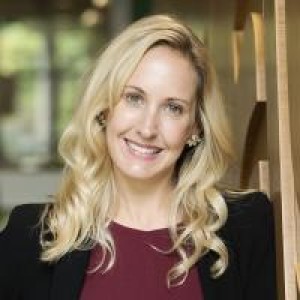 Experience Darden #49: Robyn Swift, Director of West Coast Initiatives for the Batten Institute for Entrepreneurship and Innovation