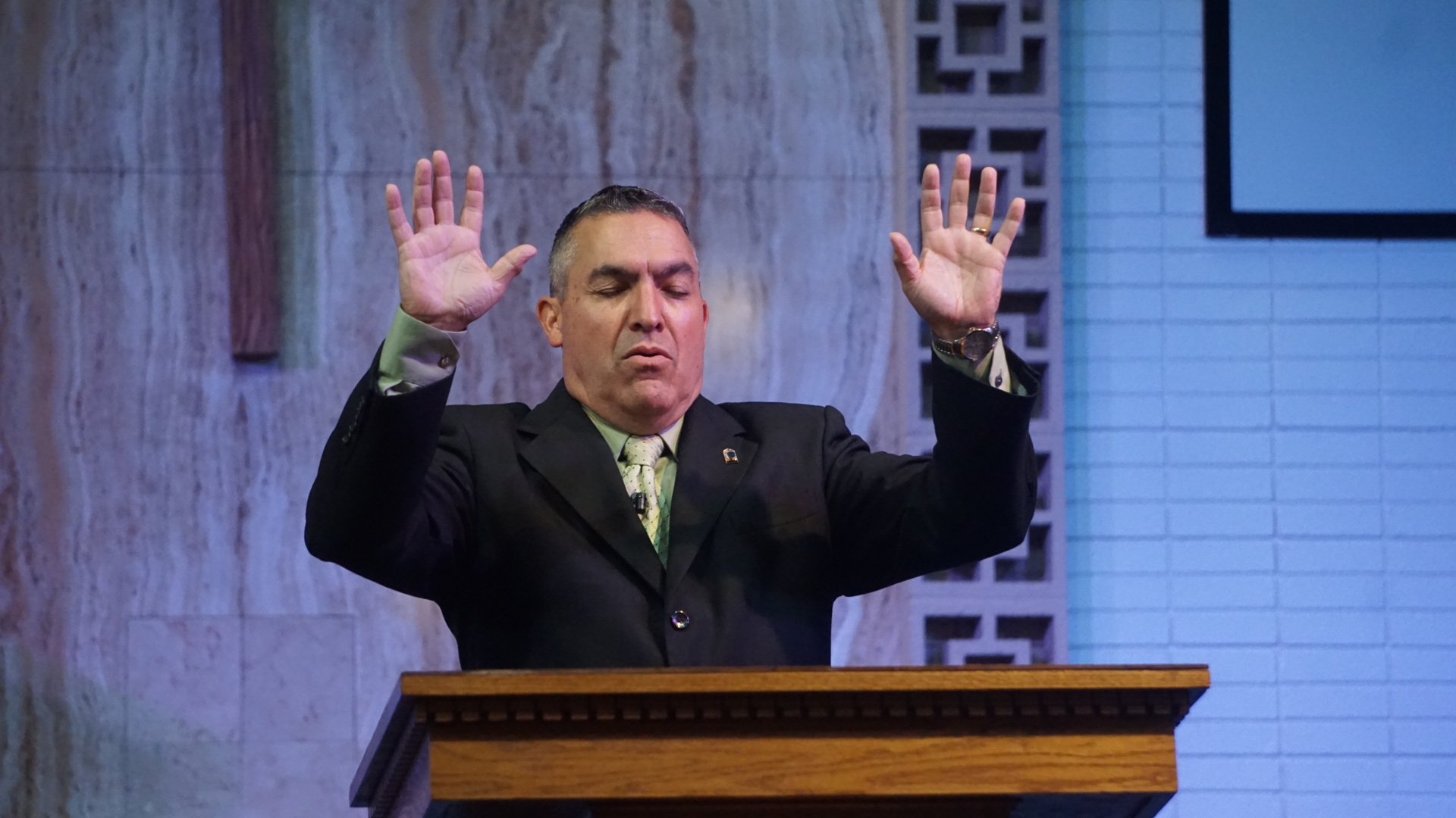 A Time to Recognize Jesus: By Hearing and Seeing (Msg #6, Sunday 7-26)