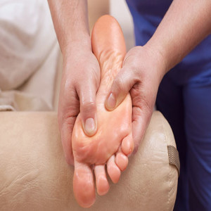 The Reasons Why Diabetic Patients need to Visit Podiatrists Regularly