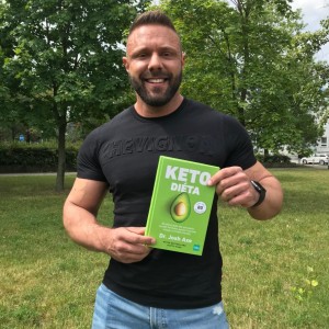 „Ketodiéta? Stačí mi jedlo dvakrát denne, som fit a je to oslobodzujúce,“ tvrdí Martin Krenčey