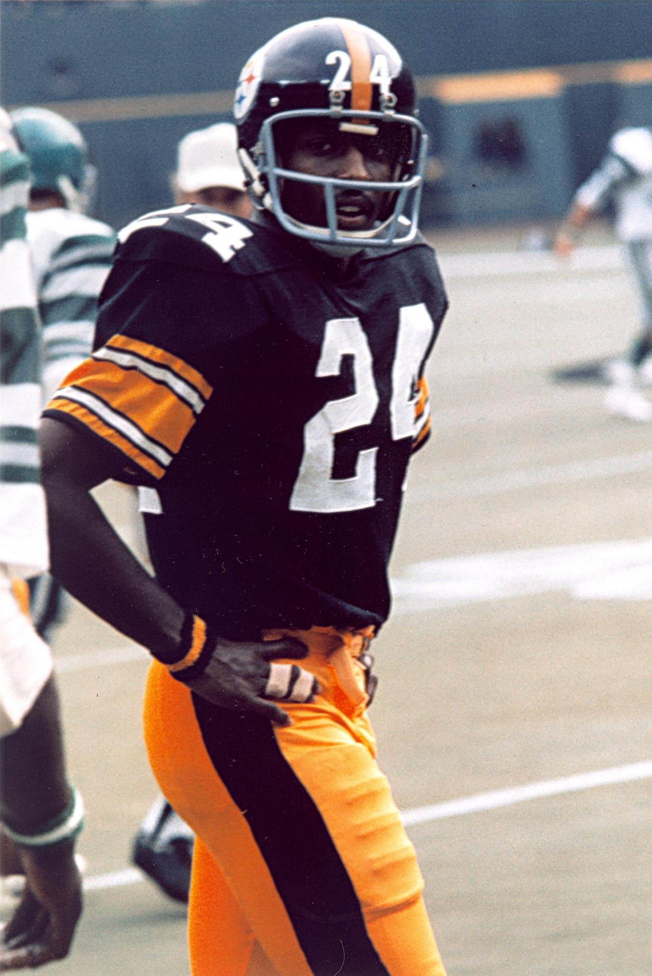 Steelers Legend J.T. Thomas talks about being the first African American to play at Florida State plus being a part of the Steelers of the 70's.