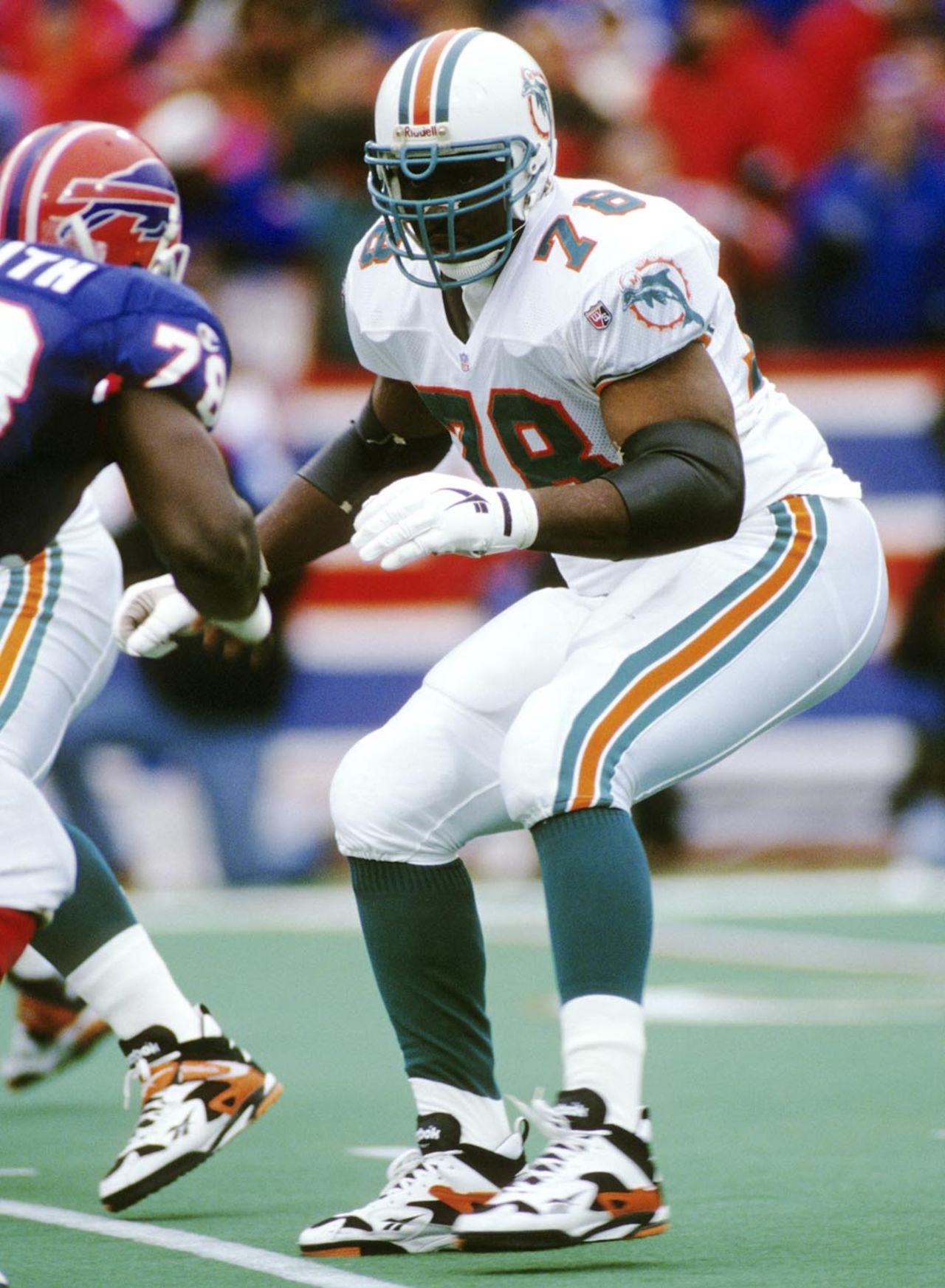 Former Dolphins Pro Bowl Tackle Richmond Webb talks about battling Bruce Smith and much more...