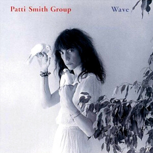 ÁLBUM DE FAMÍLIA - PATTI SMITH - WAVE