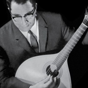 ALBUM DE FAMILIA - CARLOS PAREDES
