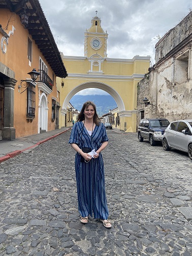 Dana Arcuri’s interview of Beth Jones traveling to Guatemala: Manifesting Your God-Sized Dreams