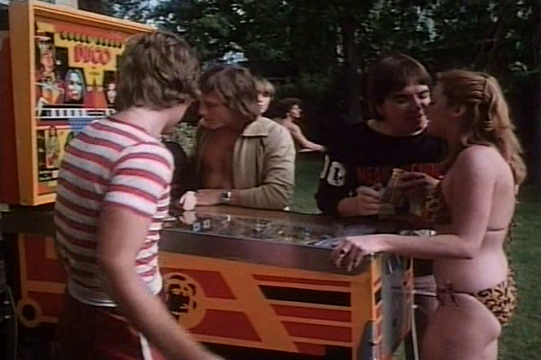 TMBDOS! Episode 174: "Pinball Summer" (1980).