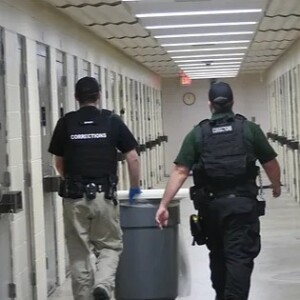 Episode 6: Corrections officer tells his experience servicing in both state and county detention facilities.  Inmate disturbances, gang attacks, inmate with eye in his hand, inmate high on spice, etc.