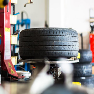 Removing a Tire from a Rim