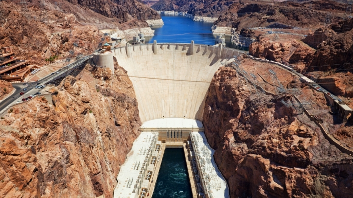 March 1, 2017 The Hoover Dam Goes Public 