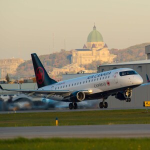 Bourse : Air Canada nage dans les profits