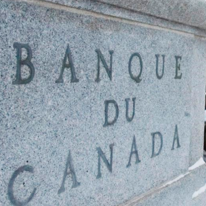 Pourquoi la Banque du Canada se prépare à une baisse des taux d'intérêt