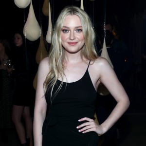 Ep. 36 - Dakota Fanning (feat. Sam Phillips)