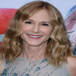 Ep. 42 - Holly Hunter (feat. Jay Ledbetter)