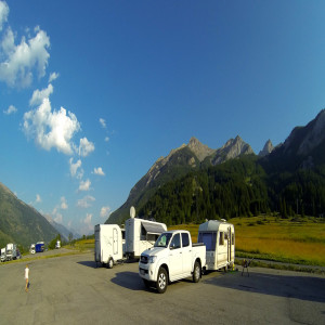 Nomád v karavanu – Víťa a Renča Válkovi, přednáška ze Slow Travel Festivalu 2016
