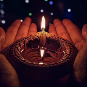 1/1/22 Matthew Hulbert: Let Your Light Shine!