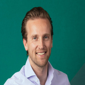 #13 - S1E13 - Eric Barratt - Jones — Managing Director Advice & Mortgages bij ABN AMRO Bank, leidinggeven aan 1.200 mensen, Young Captain Award finalist 2019, kwetsbaarheid, ambitie