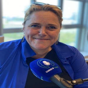 #70 - S4E10 - Renate de Lange — Partner en lid van de Raad van Bestuur van PwC Nederland, kracht van familiebedrijven, sustainability app, fiscaliteit, boven/beneden de grote rivieren, kwetsbaarheid