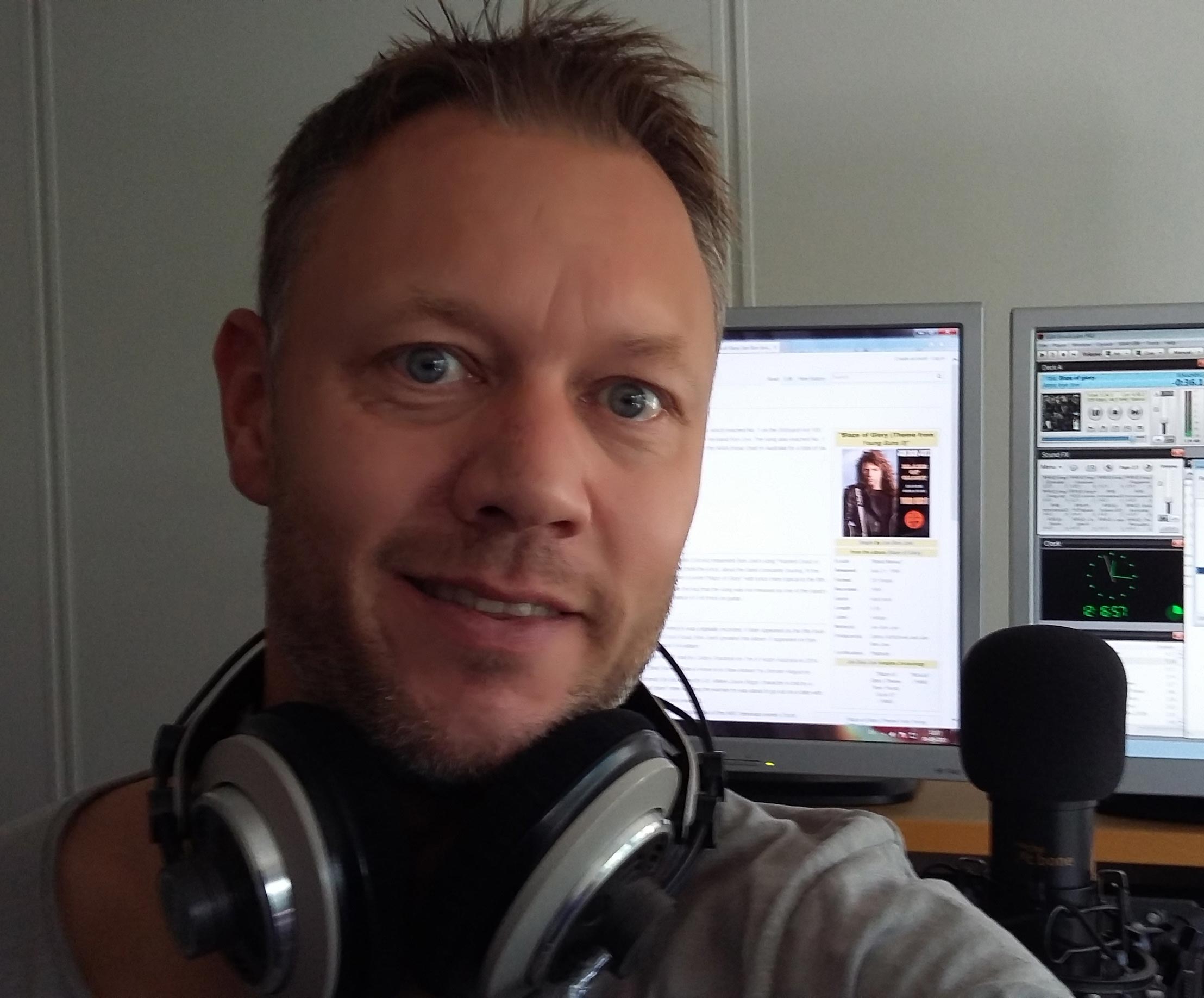 Din musik selector med Mikkel Særmark (Sendt 09-11-2016)