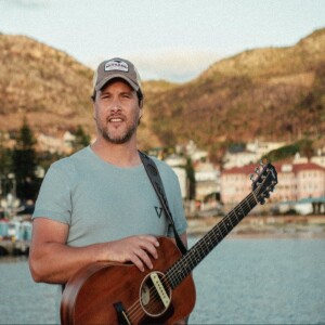 Jaco Strydom gesels met Len Muller