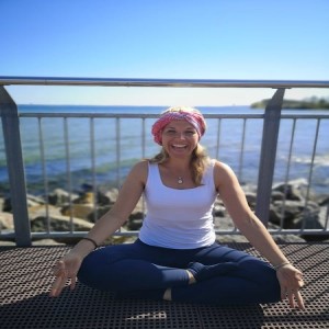 Episode 8 - Interview with Bella the Yogi