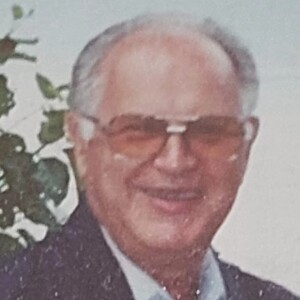 Pokalbis su Dachau koncentracijos stovyklą išgyvenusiu Elchananu Knebeliu