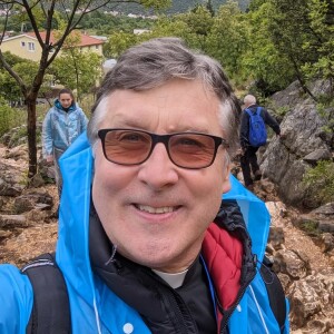 „Būk savimi“: Kunigas G. Jonikas apie mamos pamokas ir Motinos dieną