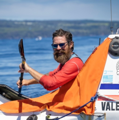 #129 - Solo Kayak to Hawaii, and now the Atlantic, with Cyril Derreumaux (Replay)