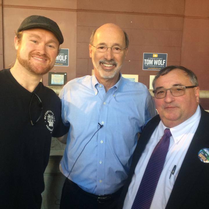#StopFastTrack: Workers Protest TPP Outside of Pat Toomey's Office 
