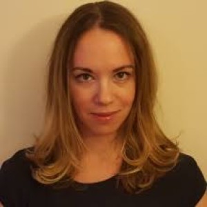 Sarah Kendzior, Writer, scholar, and Co-host of Gas Lit Nation @sarahkendzior @gaslitnation Author of the bestseller THE VIEW FROM FLYOVER COUNTRY (2018) and newly released HIDING IN PLAIN SIGHT