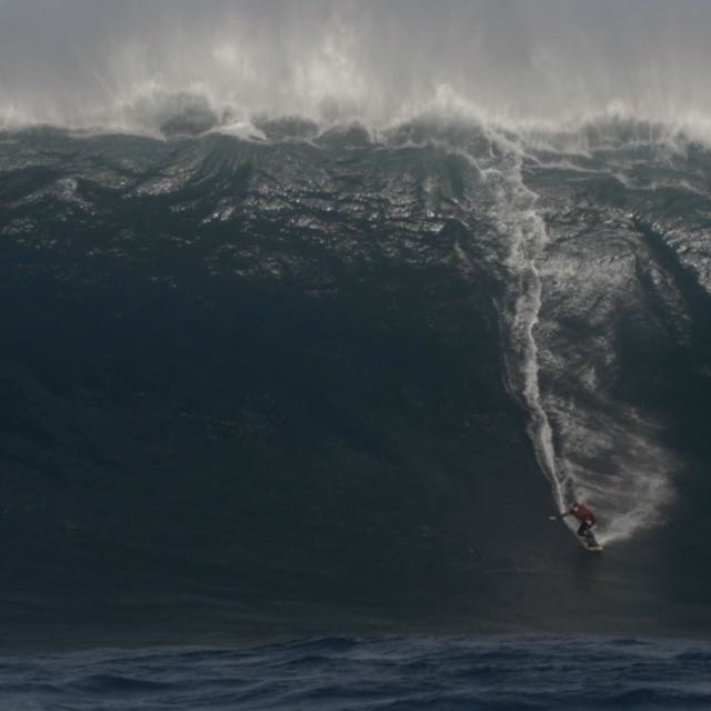Justin Holland tells us what its like to get run over by a 60 foot wave and break your femur!