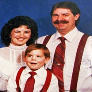 Did Tommy Lynn Sells do it?  ”The Dardeen Family Murders”