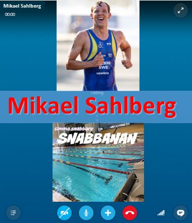 Triathleten och SM-medaljören Mikael Sahlberg snackar på