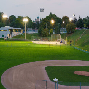 129 Christie Pits