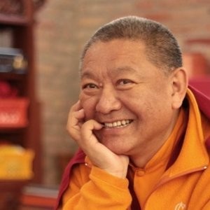 Tibetan Buddhist Master, Ringu Tulku Rinpoche with Micheál O’Mathúna as well as Charlie Stevens + Bella Hancock on Meditation + Yoga
