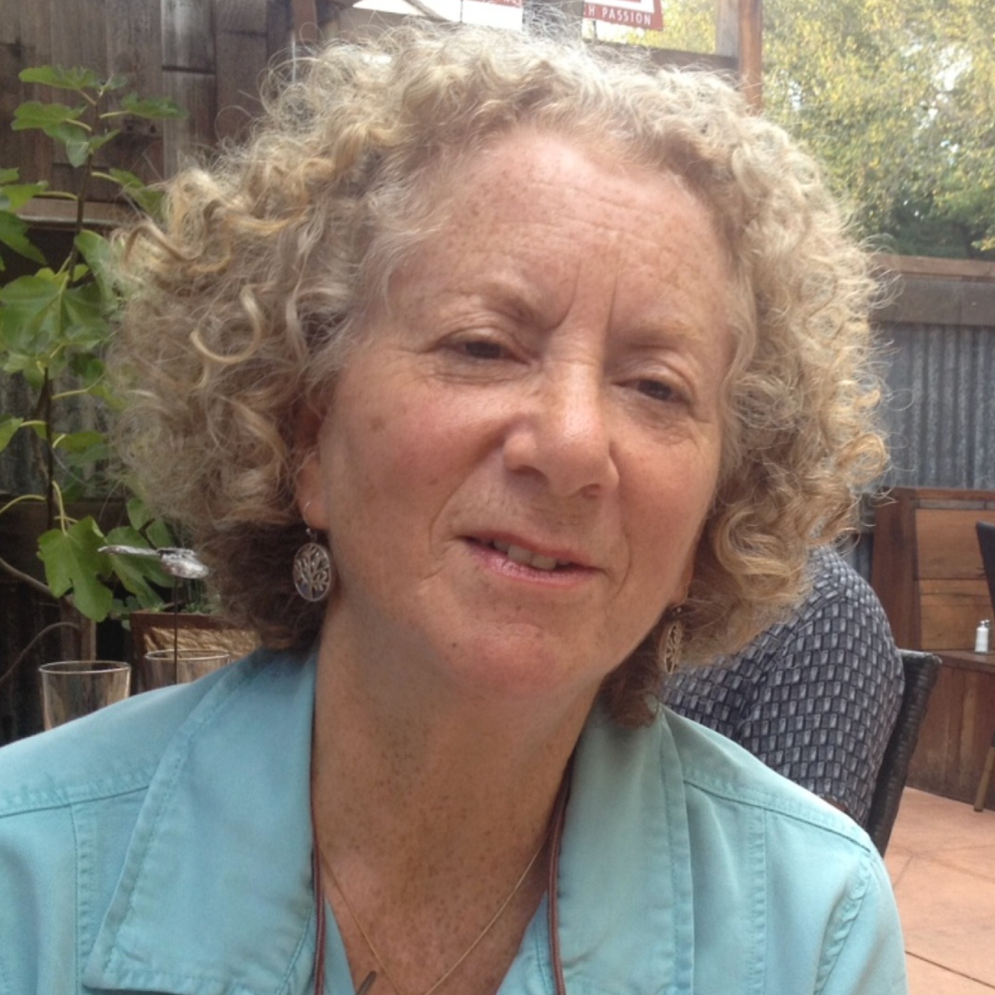 With Guest Elizabeth Horowitz