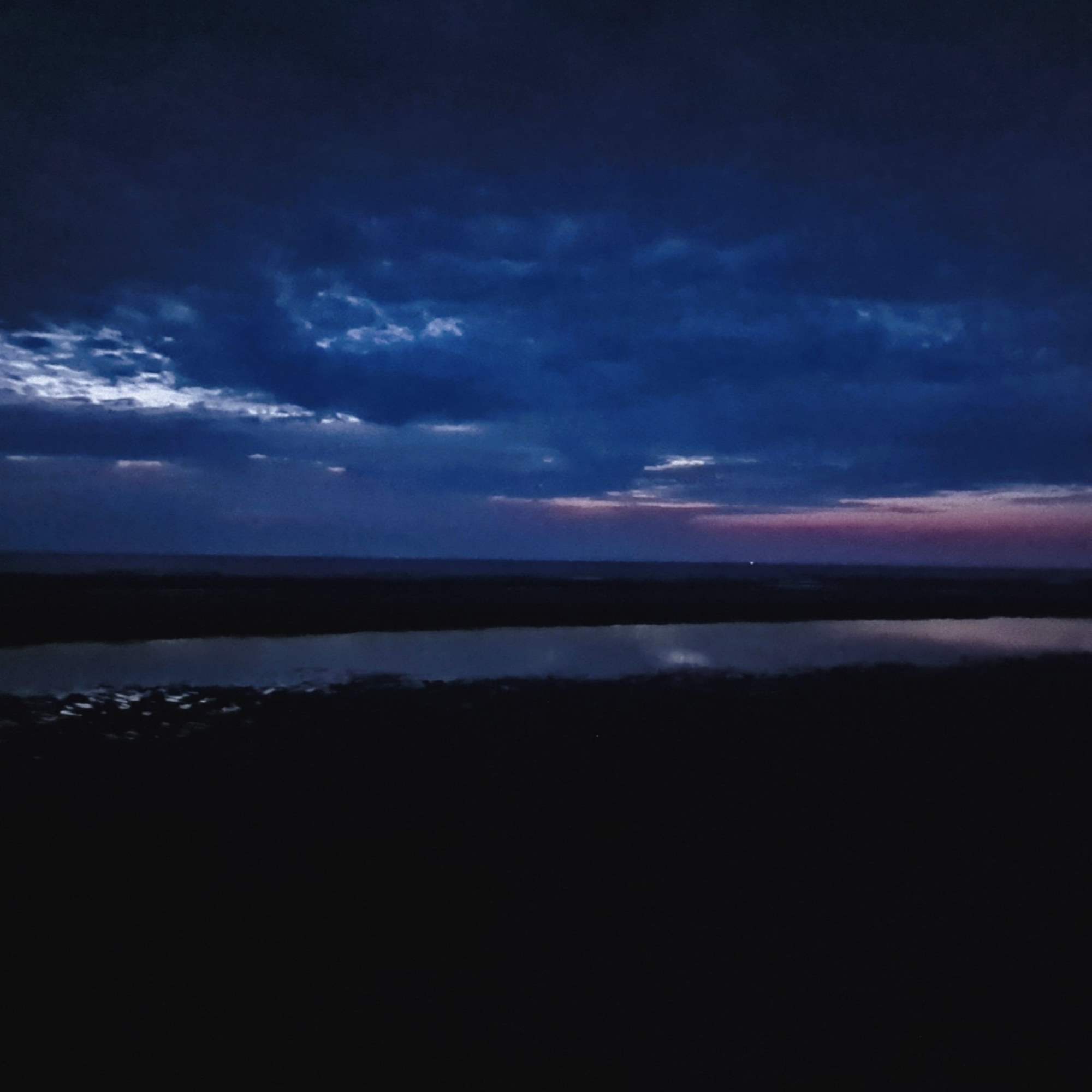 239 Intertidal zone - night approaching