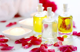 Thông tin cần biết khi lựa chọn mua nước hoa hồng