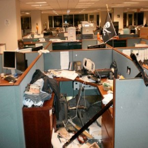 Episode 280: Moving desk destruction