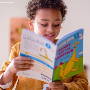 بررسی تأثیر کتاب‌های داستانی بر تقویت کارکردهای اجرایی مغز کودکان